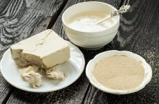 Подкормка дрожжами: эффективное удобрение для рассады, овощей и цветов